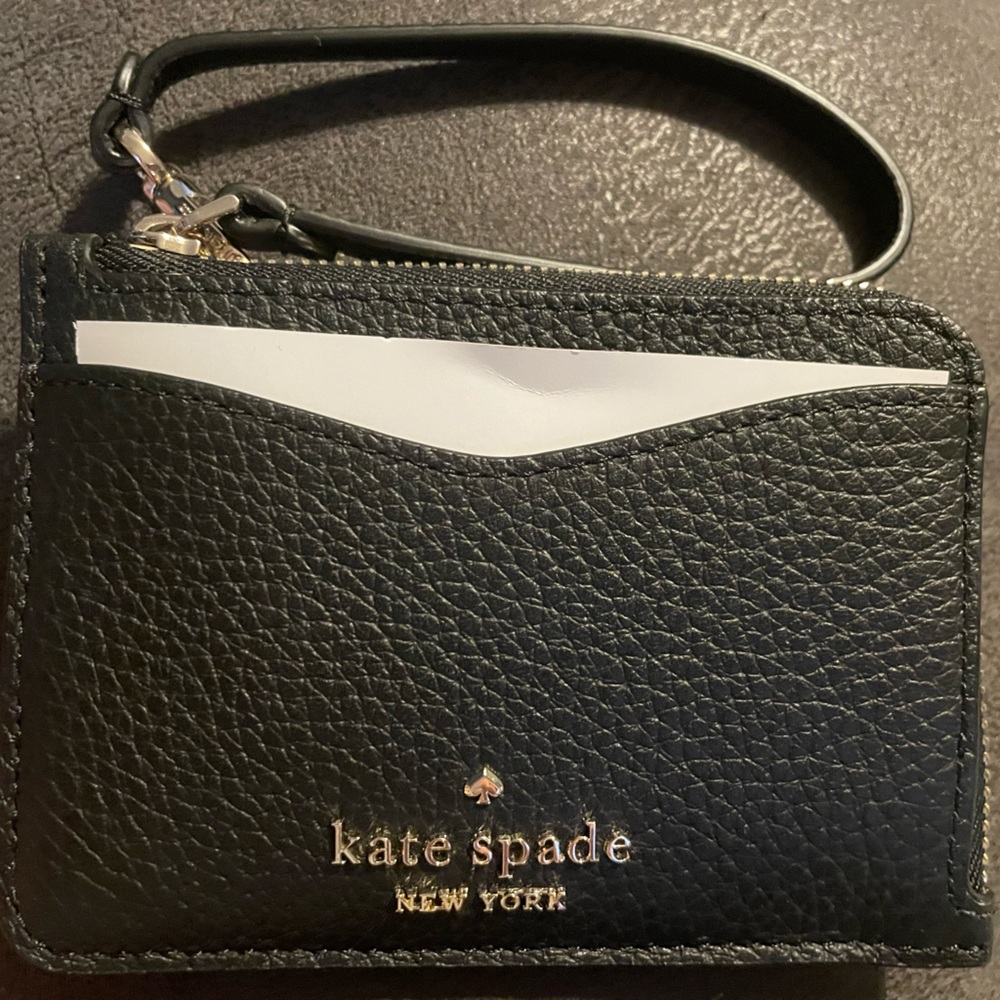 NWT Kate Spade Leila small wristlet cardholder in black